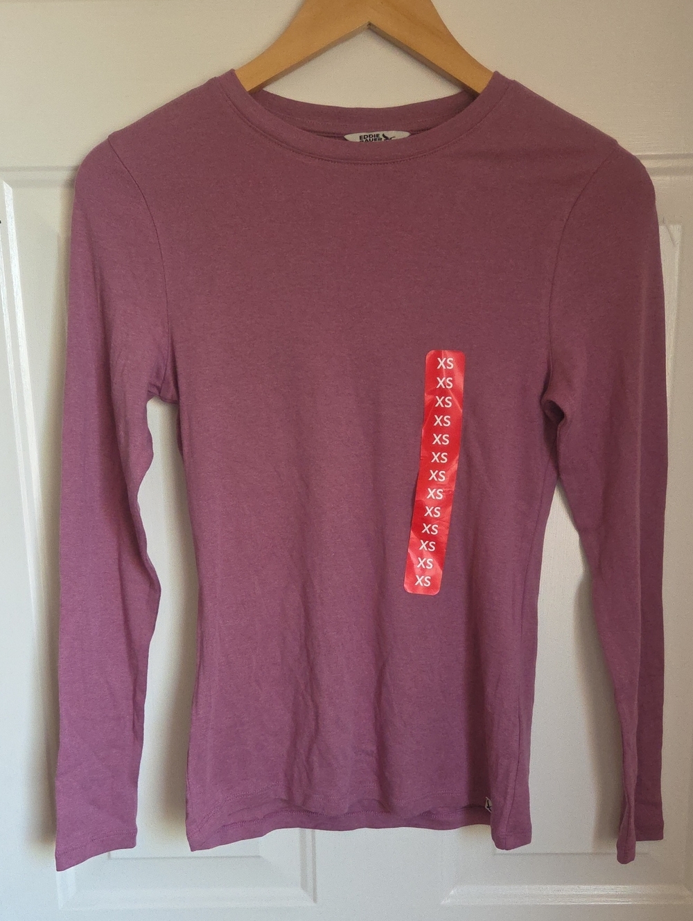 Eddie Bauer Long-Sleeve Crewneck Top in Mauve